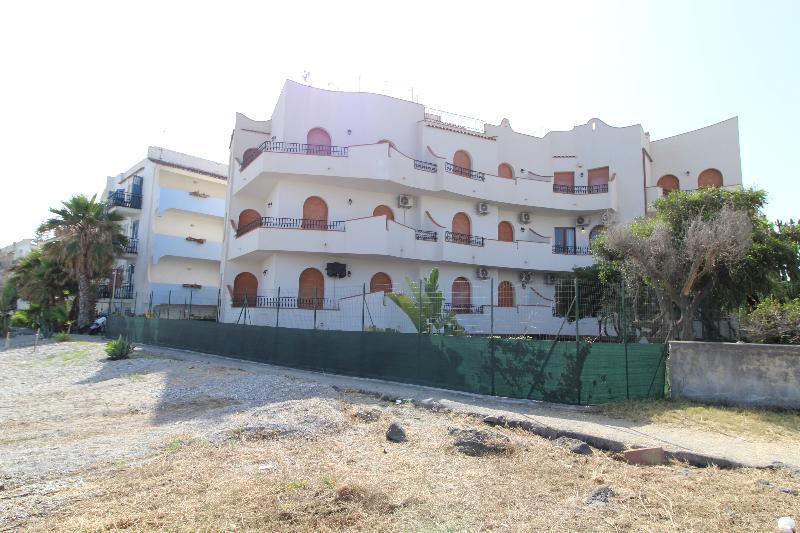 Residence Villa Liliana Giardini Naxos Εξωτερικό φωτογραφία